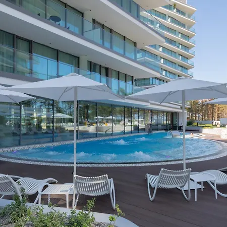 Apartment Sea Waves Exclusive - Wellness Spa, Sauna & Parking - By Rent Like *
